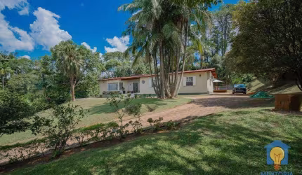 Casa térrea, PORTEIRA FECHADA  com 3 dormitórios à venda no Miolo da Granja, 418 m² por R$ 3.600.000 - Vila Santo Antônio - Cotia/SP