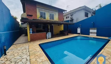 Casa com 3 quartos à venda, 300 m² por R$ 1.290.000 - Jardim das Flores - Cotia/SP