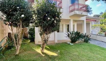Casa com 4 dormitórios à venda, 312 m² por R$ 1.100.000 - Jardim Bolívia - Jandira/SP