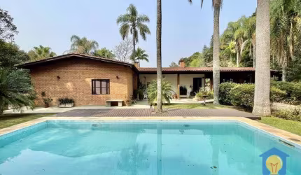 Casa com 3 dormitórios à venda, 398 m² por R$ 1.540.000 - Vila Real Moinho Velho - Embu das Artes/SP