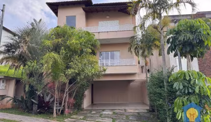 Casa para locação no condomínio Palm Hills