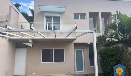 Casa com 3 quartos - venda por R$ 1.100.000 ou aluguel por R$ 0/mês - Granja Viana - Cotia/SP