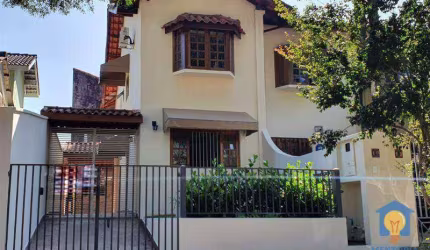 Casa com 3 dormitórios à venda, 123 m² por R$ 850.000,00 - Chácara Canta Galo - Cotia/SP