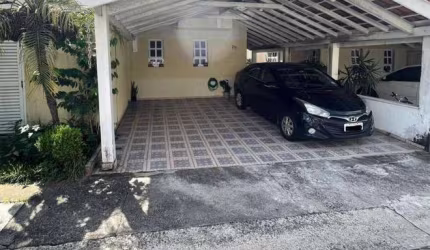 Excelente casa com 3 dormitórios em condomínio fechado com excelente localização