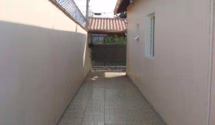 Casa para Venda em São Pedro, JARDIM SÃO PEDRO, 3 dormitórios, 1 suíte, 2 banheiros, 1 vaga