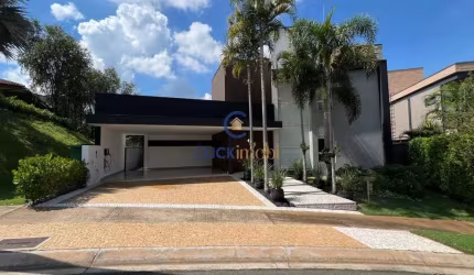 Casa em condomínio fechado com 3 quartos à venda na Avenida Carlos Diaulas Serpa, Loteamento Parque dos Alecrins, Campinas, 237 m2 por R$ 2.500.000