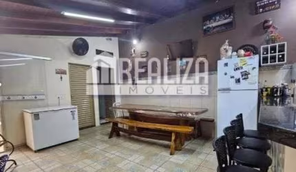 Linda casa à venda em Antônia Cândida I, Uberaba