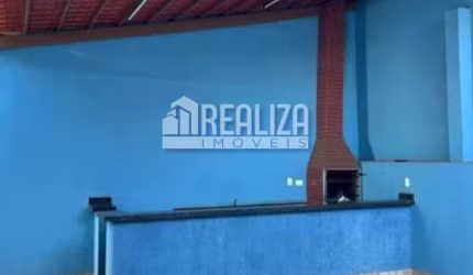 Casa à venda no Jardim Elza Amuí I, Uberaba - 3 dormitórios, suíte, varanda gourmet