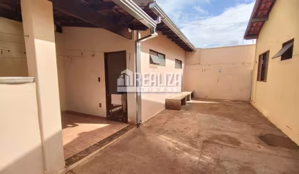 Casa de 3 suítes no Conjunto Guanabara, Uberaba - Oportunidade única!