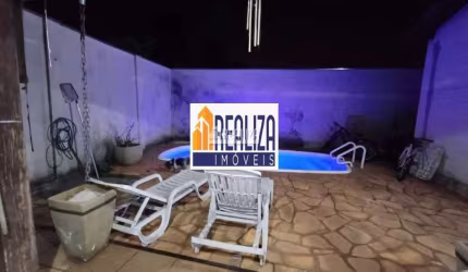 Casa á venda  com área gourmet e piscina, no bairro Mercês, em Uberaba MG !