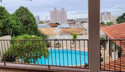 Casa de luxo no Boa Vista, Uberaba: 5 dormitórios, piscina e muito mais!
