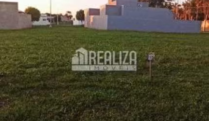 Terreno à venda no condomínio Estância dos Ipês, Uberaba