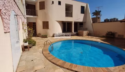 Casa com Elevador e Piscina no bairro Jardim Alexandre Campos