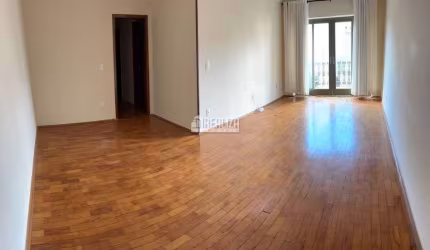 Apartamento à venda no bairro Vila Maria Helena, Uberaba - 3 dormitórios, 1 suíte, closet e garagem coberta!