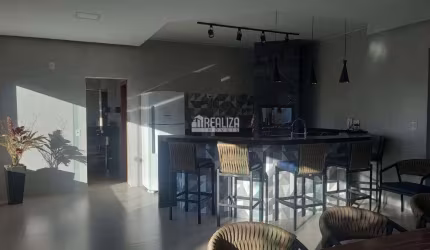 Casa à venda no Conjunto Costa Telles I, Uberaba - 3 dormitórios, suíte, churrasqueira e varanda gourmet