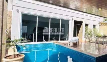 Casa com 5 suítes no Bairro Conjunto Morada do Sol, Uberaba