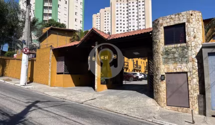 Sobrado para Venda em São Paulo, Cidade Líder, 3 dormitórios, 1 banheiro, 2 vagas