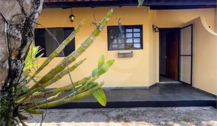 Condomínio com 2 quartos à venda em Jardim Britânia - SP