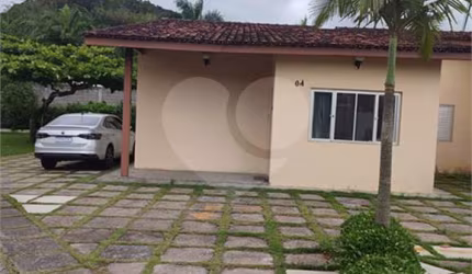 Condomínio com 2 quartos à venda em Prainha - SP
