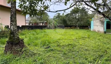 Terreno à venda em Verde Mar - SP