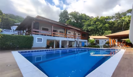 Casa com 5 quartos à venda em Park Imperial - SP