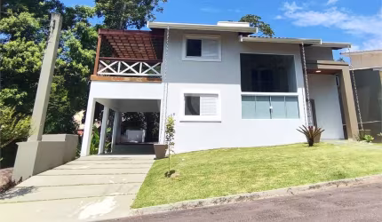 Sobrado com 4 quartos à venda em Park Imperial - SP
