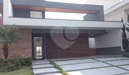 Casa com 5 quartos à venda em Condomínio Residencial Montserrat - SP