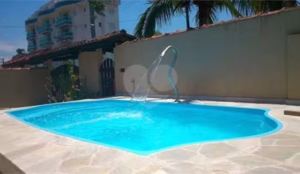 Casa térrea com 4 quartos à venda em Jardim Casa Branca - SP