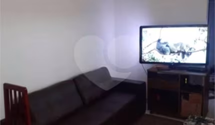Apartamento com 2 quartos à venda em Jardim Santo André - SP