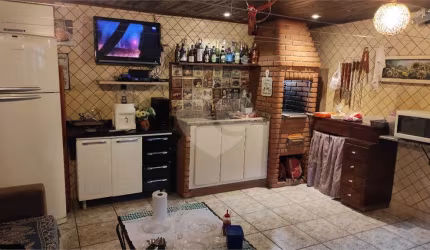 Casa com 4 quartos à venda em Parque Oratório - SP