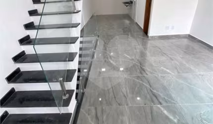 Condomínio com 3 quartos à venda em Vila Humaitá - SP