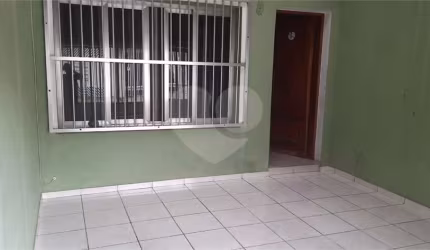 Sobrado com 3 quartos à venda em Jardim Utinga - SP