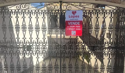 Sobrado com 4 quartos à venda em Utinga - SP