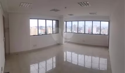 Salas para locação em Centro - SP