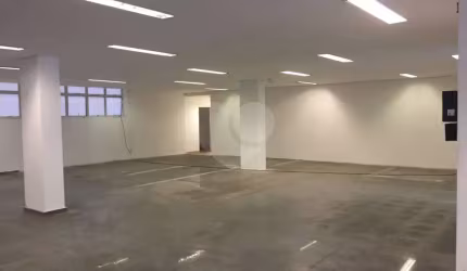 Prédio inteiro para locação em Santo Antônio - SP