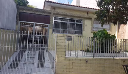 Casa com 4 quartos à venda em Utinga - SP