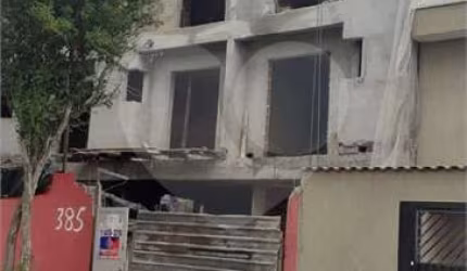Casa de vila com 2 quartos à venda em Utinga - SP