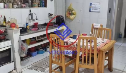 CASA TRÊS QUARTOS Á VENDA EM MARECHAL HERMES!