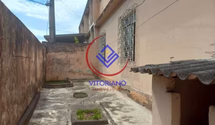 CASA Á VENDA MARECHAL HERMES TRÊS QUARTOS,GARAGEM!