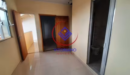 CASA TIPO APARTAMENTO  À VENDA EM MARECHAL HERMES!