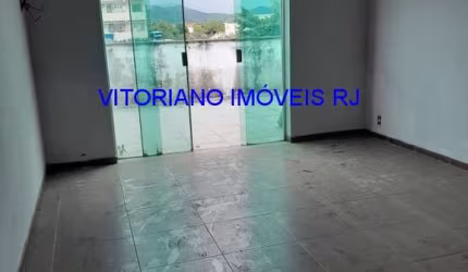 CASA CINCO QUARTOS Á VENDA EM MARECHAL HERMES!