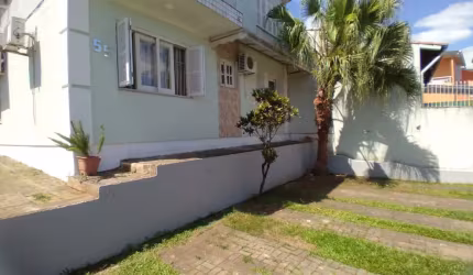Apartamento Térreo 2 Dormitórios, Próximo a Avenida Dorival