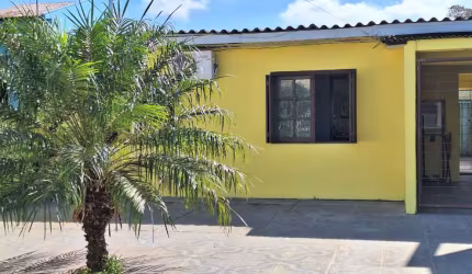 Casa com Pátio e Anexo nos Fundos em Gravataí