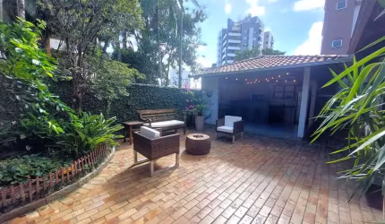 HK | Casa para Venda | América - Joinville