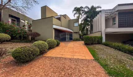 CASA COM 2 QUARTOS À VENDA, 402,75M² - VILA DO GOLFE - IPÊ AMARELO