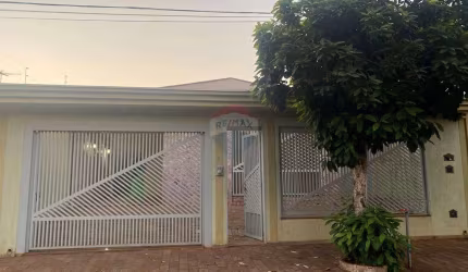 Casa para alugar com 3 Quartos, 300m² - Sumarezinho - Jardim Sumaré
