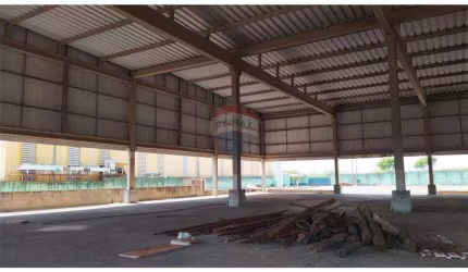 Galpão com 9000m² próximo a rodovia em Ribeirão Preto