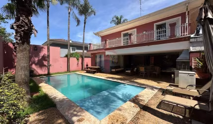 CASA SOBRADO COM 4 QUARTOS SUITES PARA ALUGAR NO CONDOMÍNIO GUAPORÉ 1