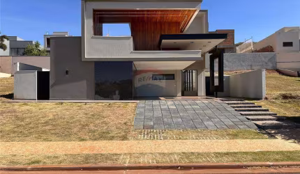 CASA SOBRADO COM 4 QUARTOS SUÍTES À VENDA NO CONDOMÍNIO ALPHAVILLE 3 - 350,00M² ÁREA ÚTIL