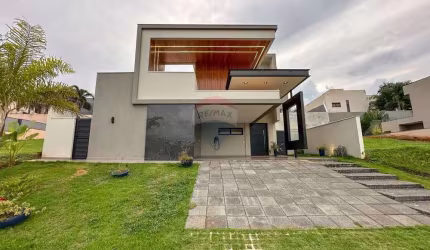 CASA SOBRADO COM 4 QUARTOS SUÍTES À VENDA NO CONDOMÍNIO ALPHAVILLE 3 - 350,00M² ÁREA ÚTIL